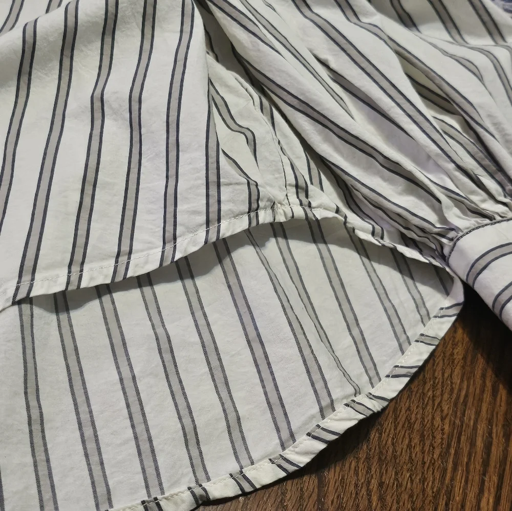 Old Navy Puff Sleeve Striped Henley White Size XL